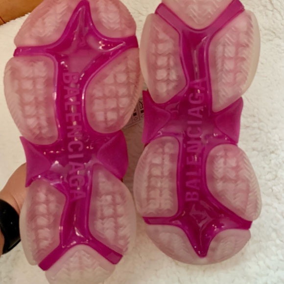 Balenciaga Triple S Sneaker Pink/White NWT 37 - Picture 14 of 14